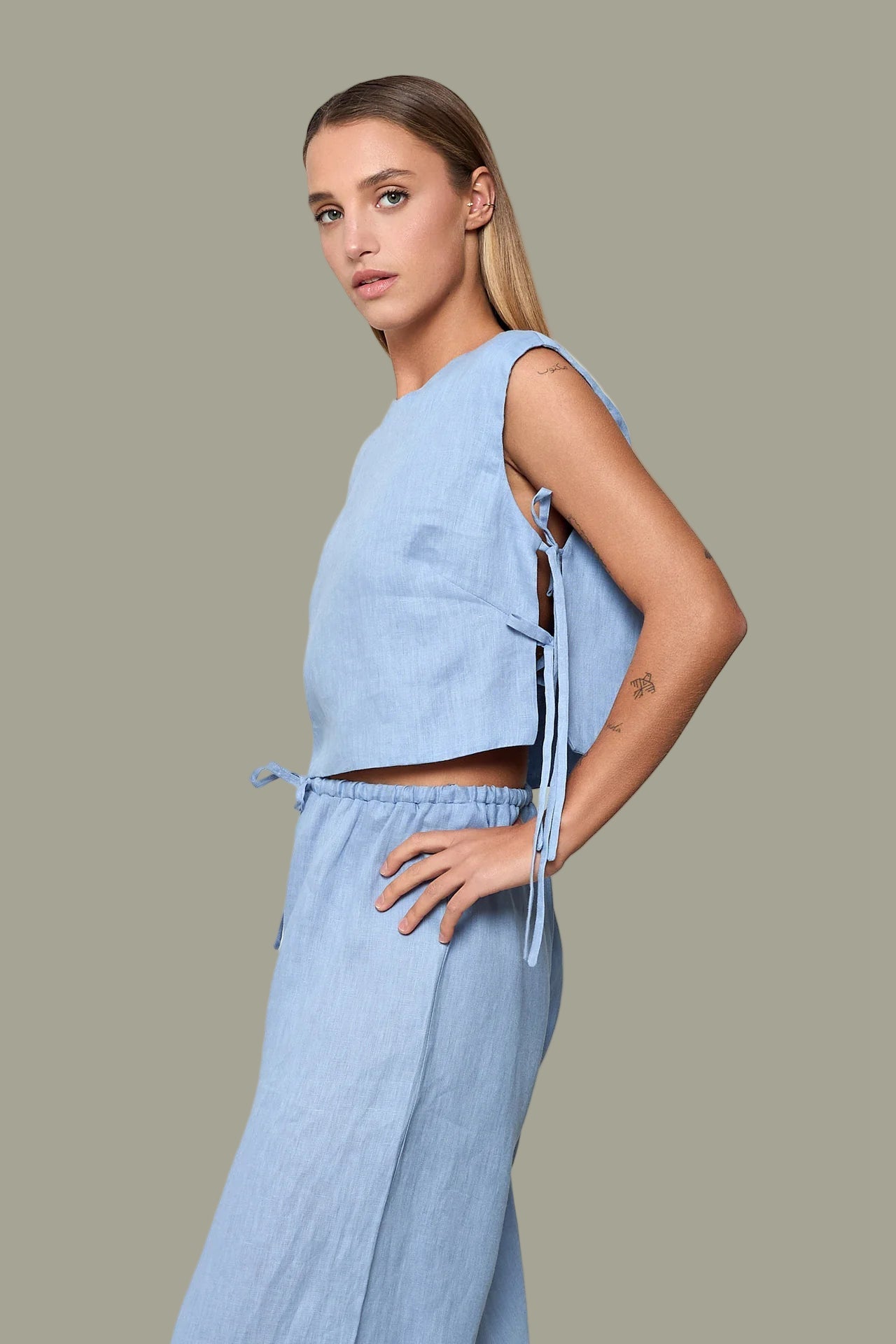 Niobe Linen Blouse - Salt & Creek