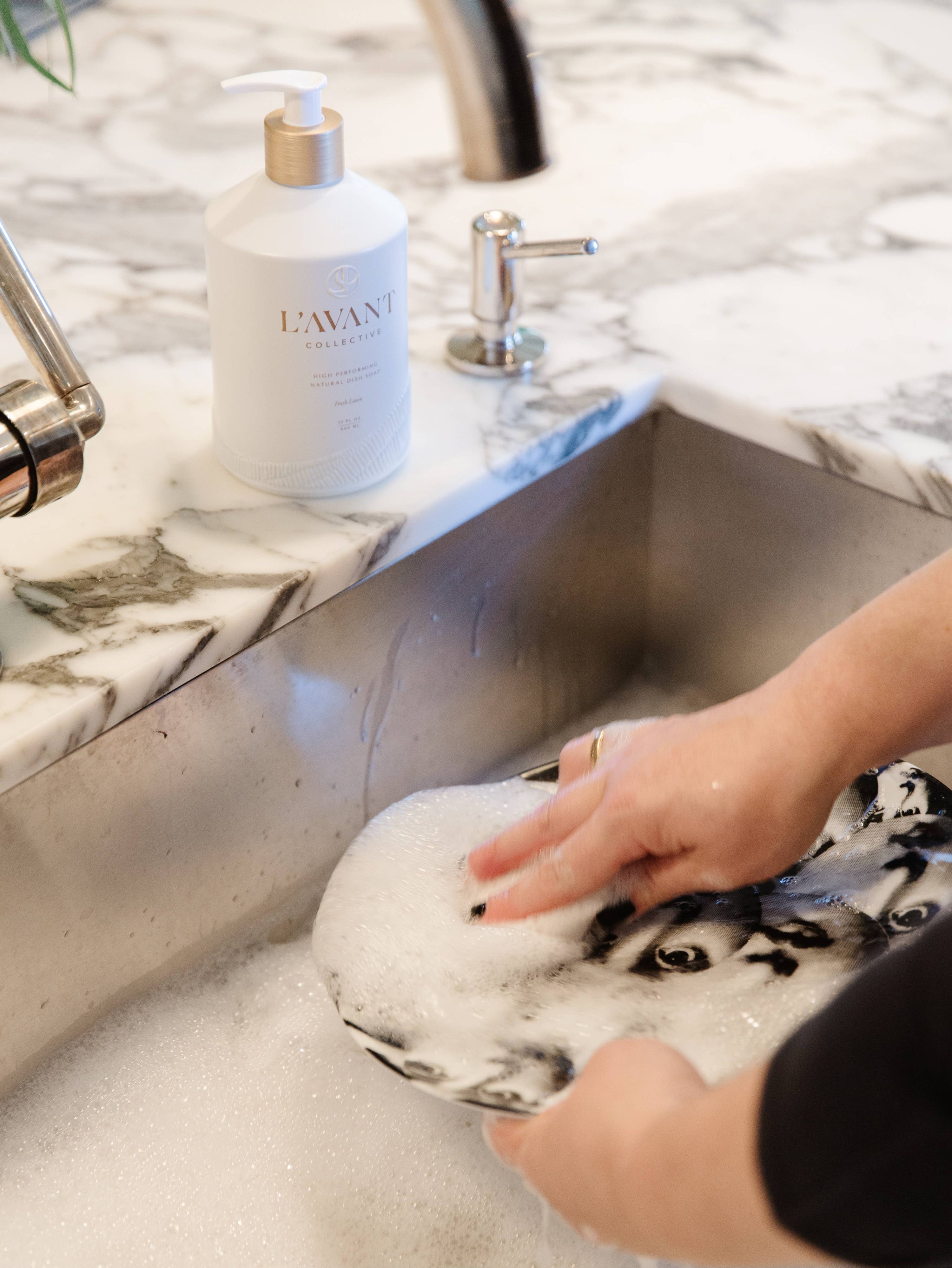 Fresh Linen Dish Soap - Salt & Creek