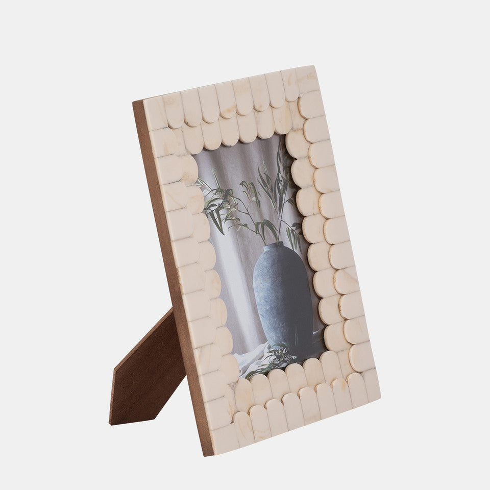 Scalloped Photo Frame - Salt & Creek