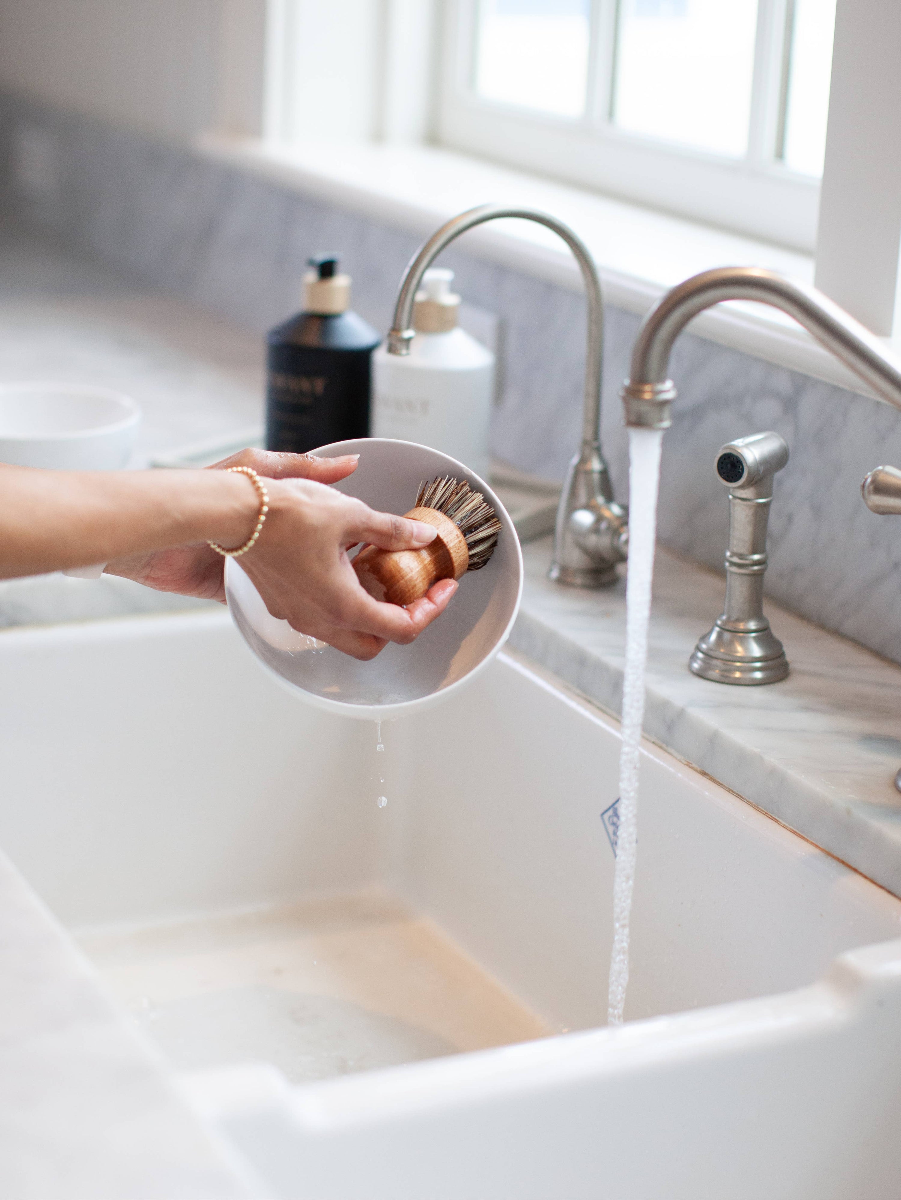 Bamboo Dish Scrubber - Salt & Creek