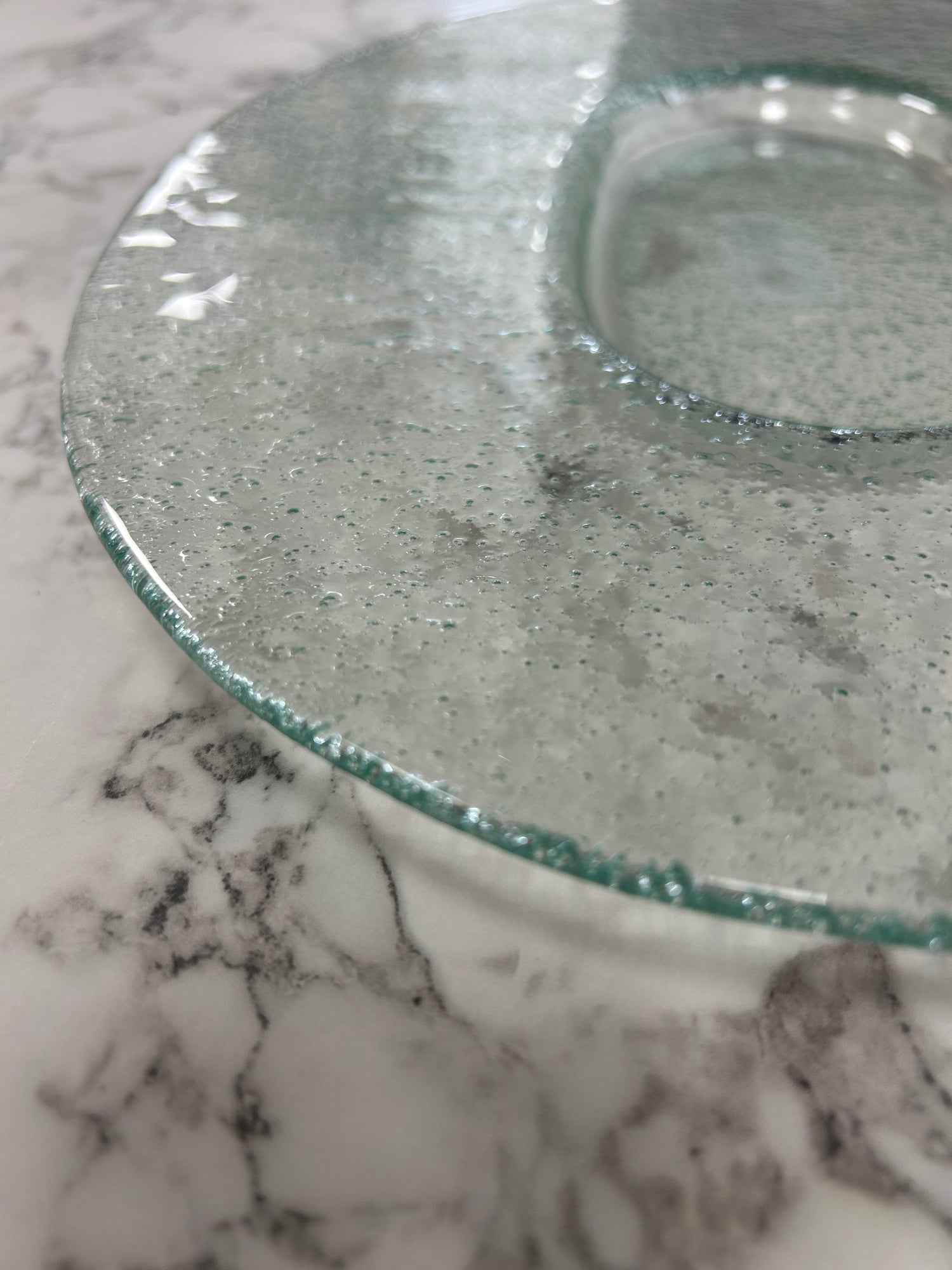 Oval Bubble Glass Plate