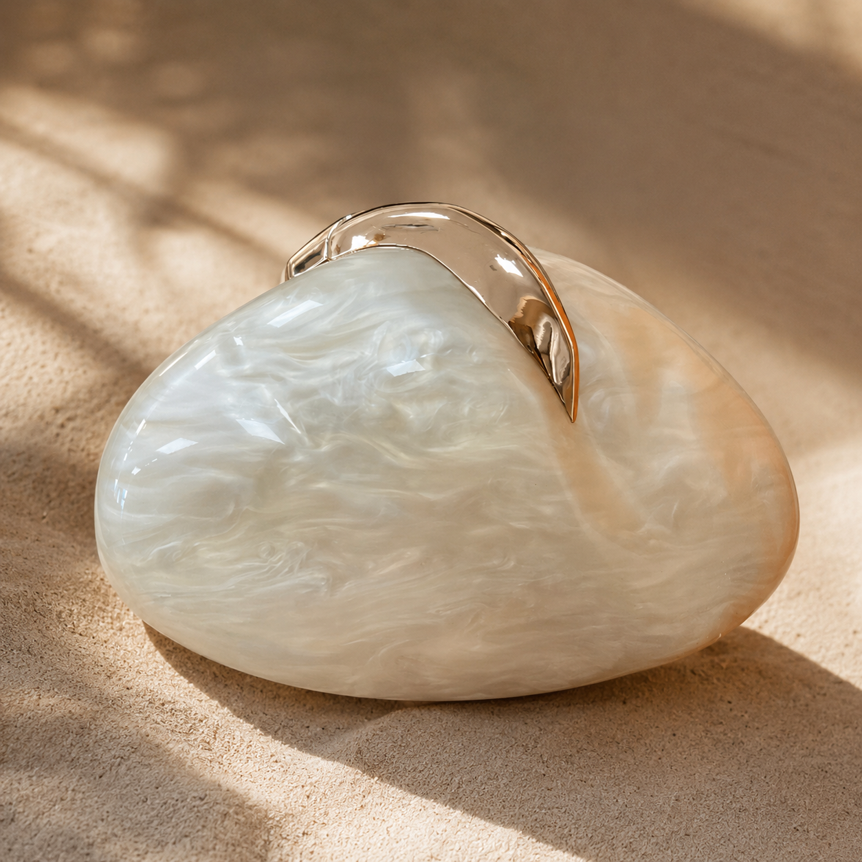 The Opaline Pearlescent Clutch - Salt & Creek