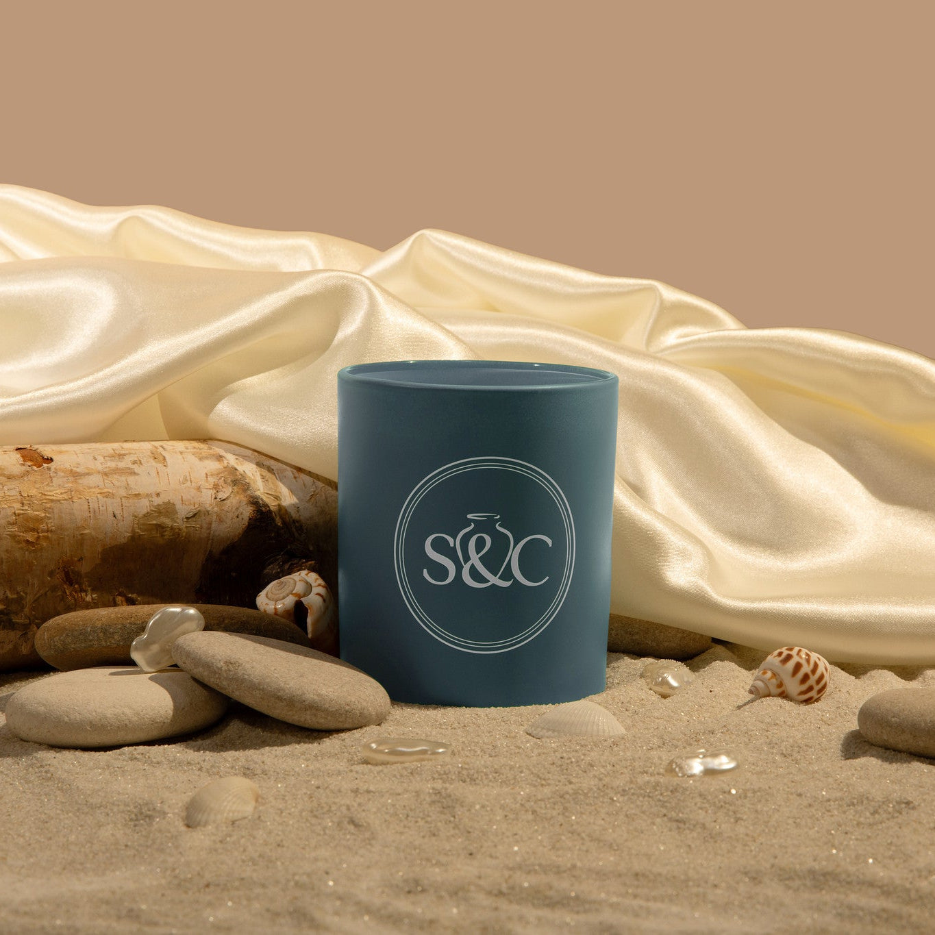 Sandalwood Shores Candle - 12 oz.| S&C Home - Salt & Creek