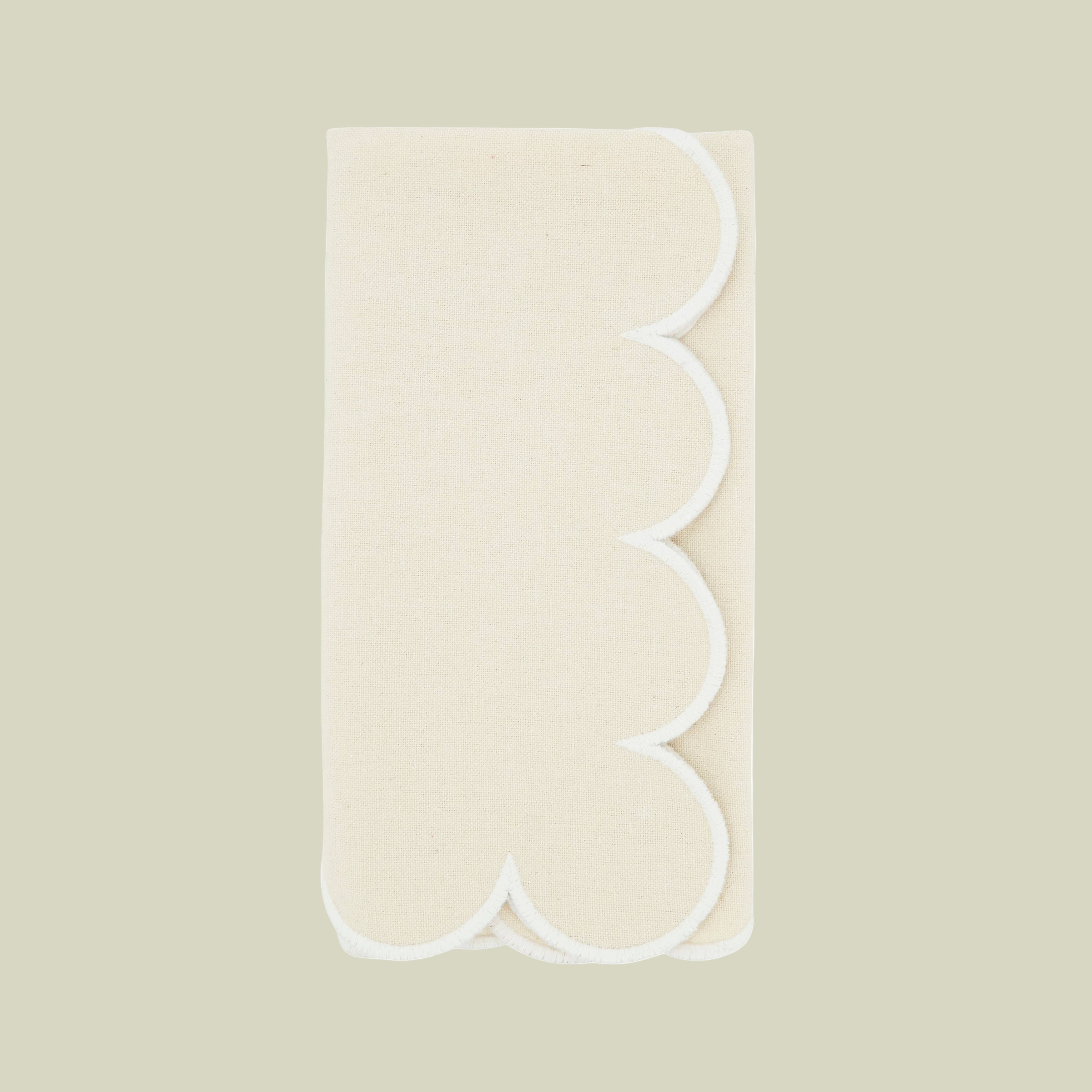 Scalloped Hem Napkin