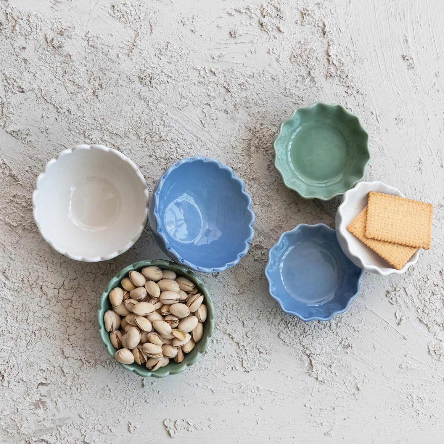 Azura Scalloped Bowl