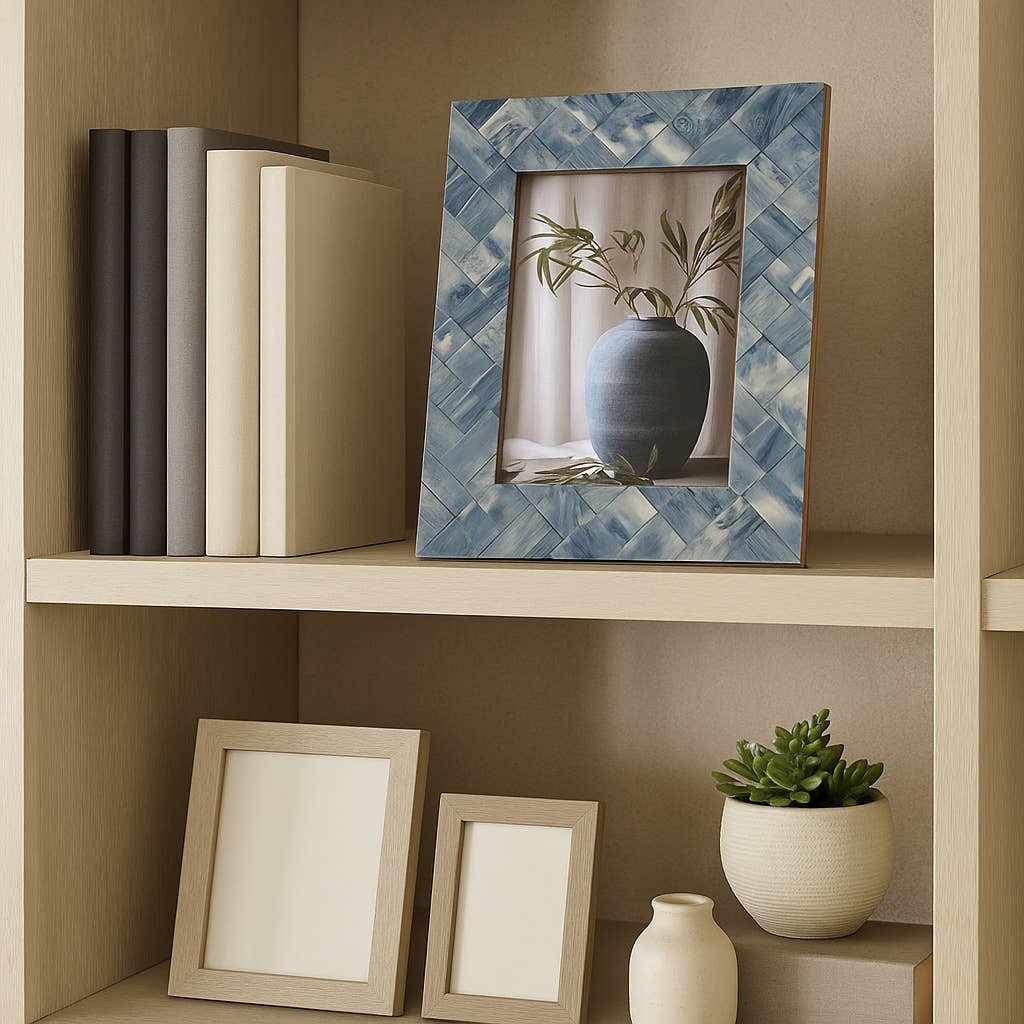 Woven Ocean Frame