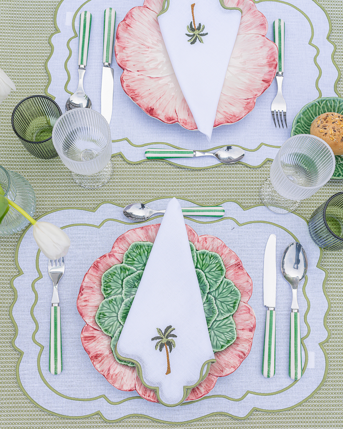 Wavy Guardanapo with Palm - Salt &amp; Creek