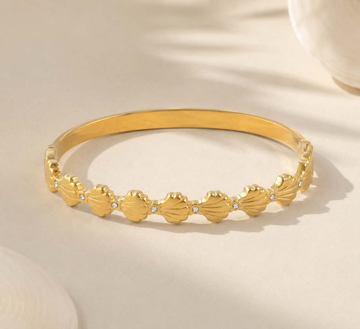 Scallop Shell Bangle Bracelet - Salt &amp; Creek