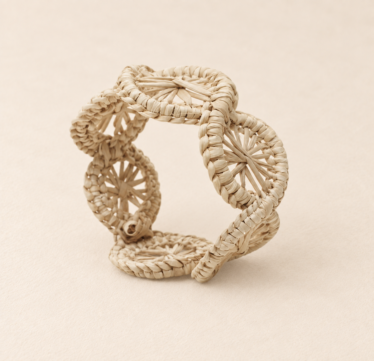 Kani Swirl Napkin Ring