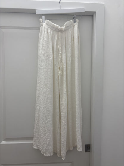 Crinkle Elastic Waist Pant in Cream