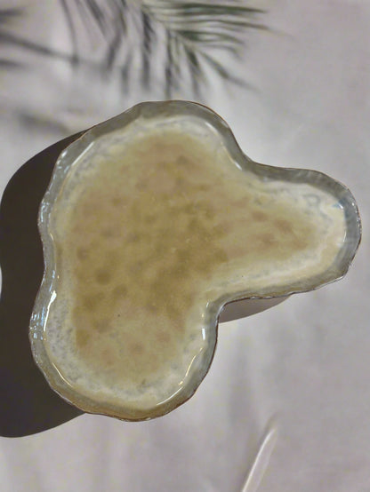 Caverns Plate