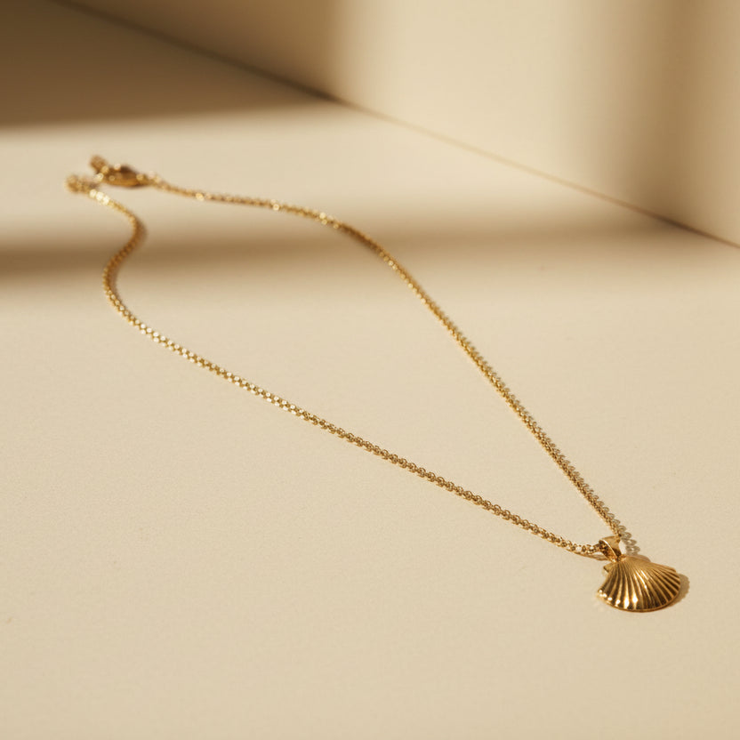 Prudence Clamshell Necklace - Salt &amp; Creek