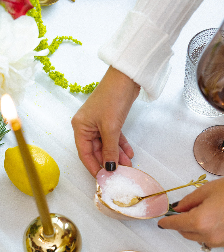 Venus Wine Glass-Toffee