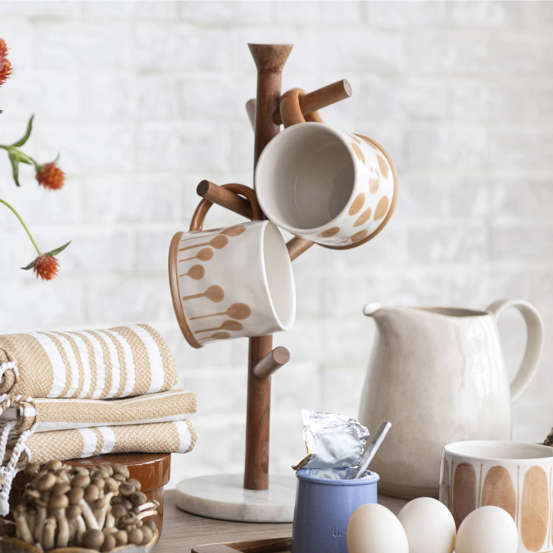Mango Wood &amp; Marble Mug Rack