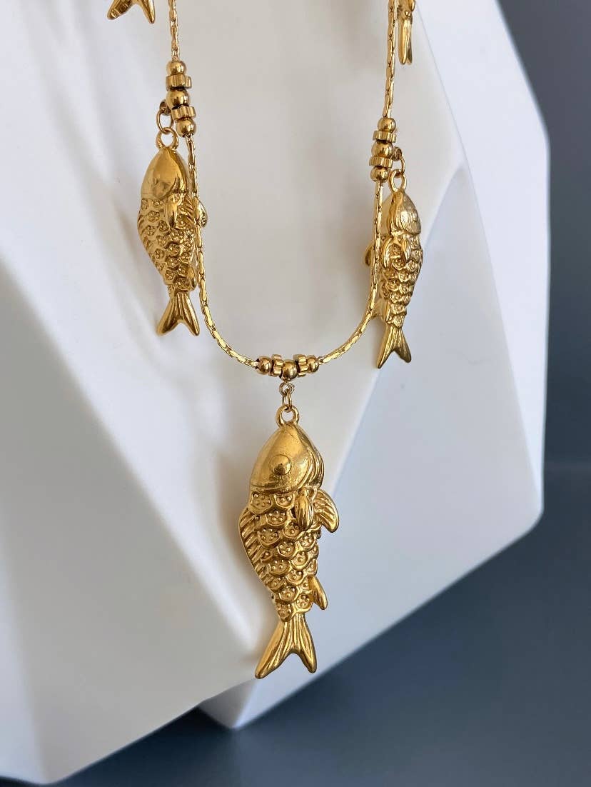 Pesci necklace - Salt &amp; Creek