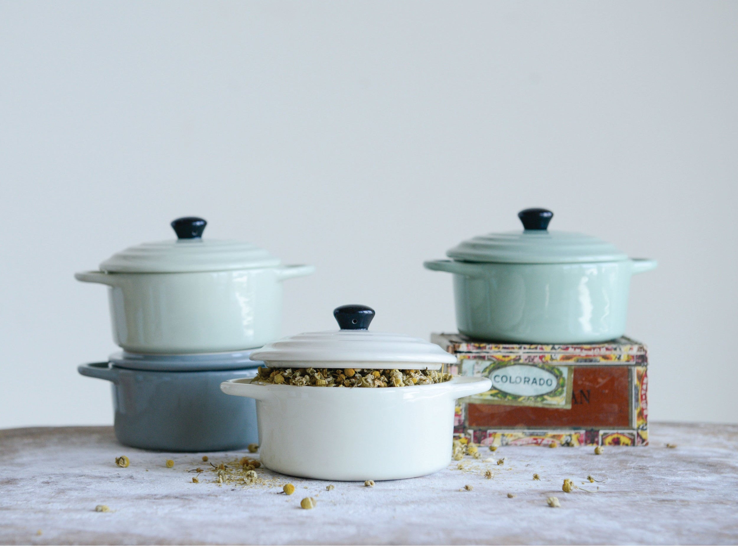 Stoneware Mini Dutch Oven - Salt &amp; Creek