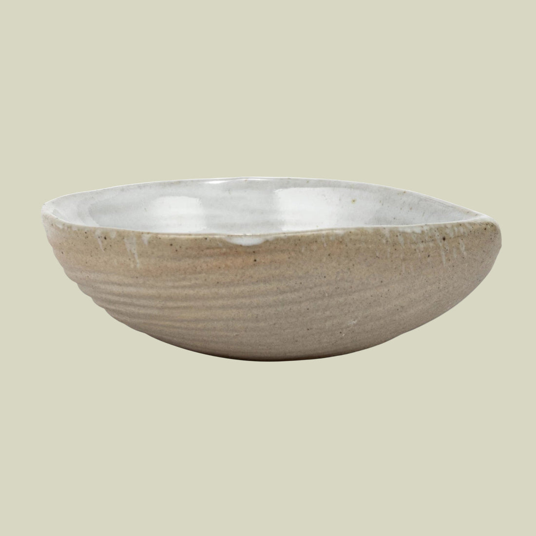 Stoneware Clamshell Dish